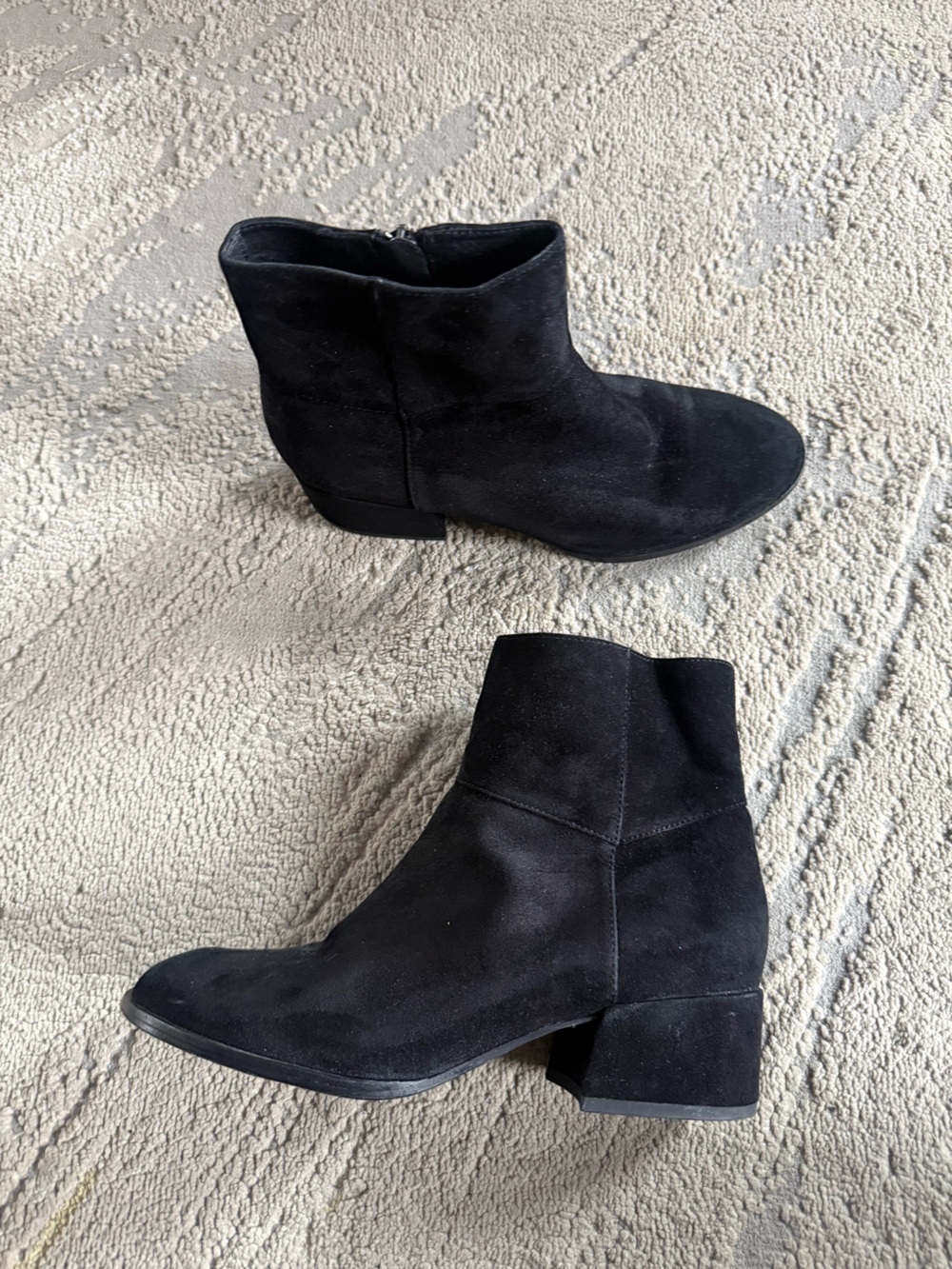 Eileen Fisher Black suede Leather ankle boots block heel 7.5